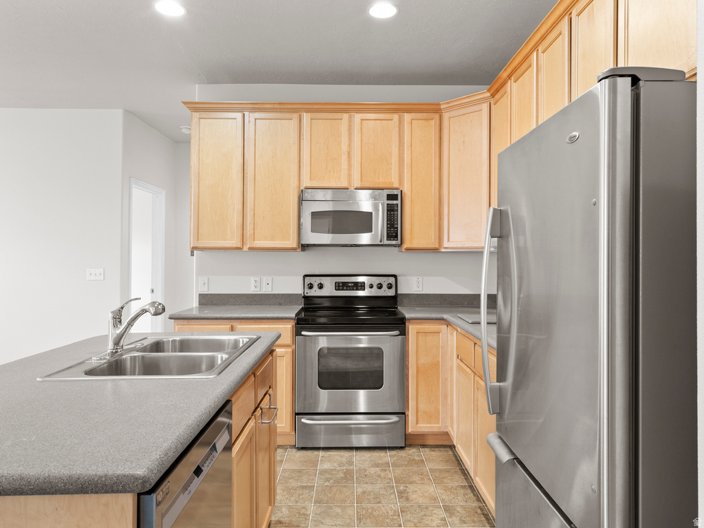 12399 STOCKADE LN Herriman, UT 84096