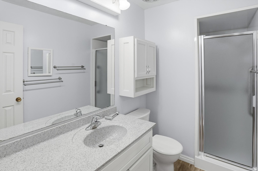 5558 S 1025 E South Ogden, UT 84405