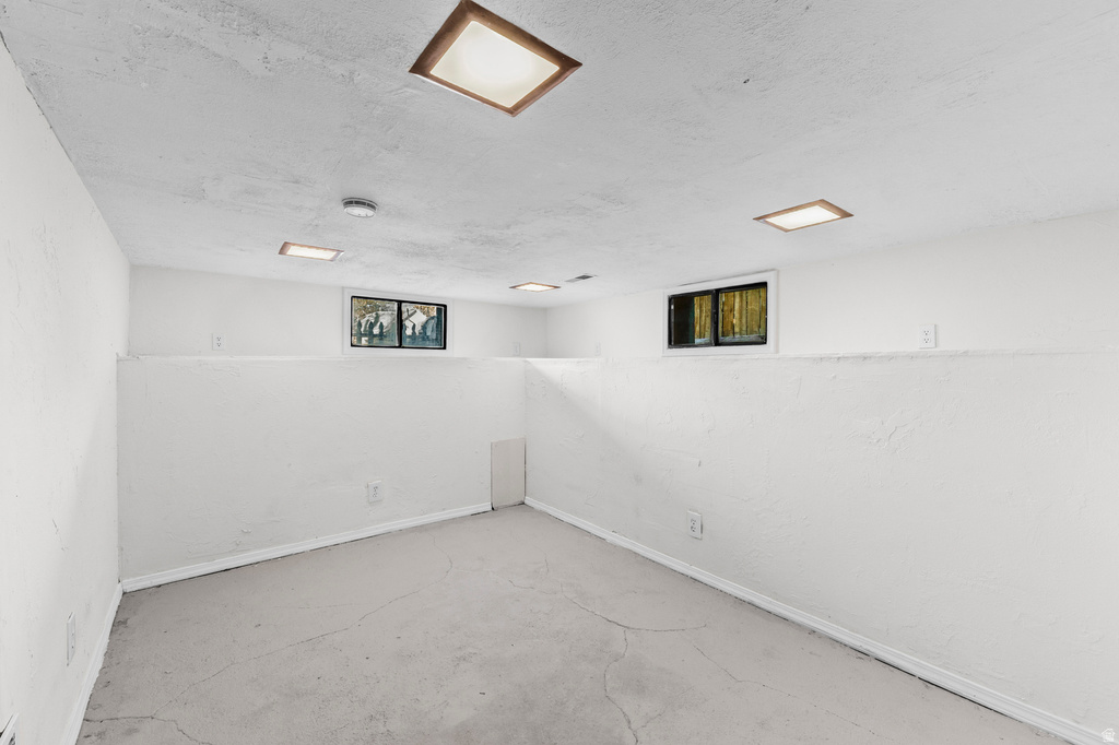 709 W 400 N Salt Lake City, UT 84116