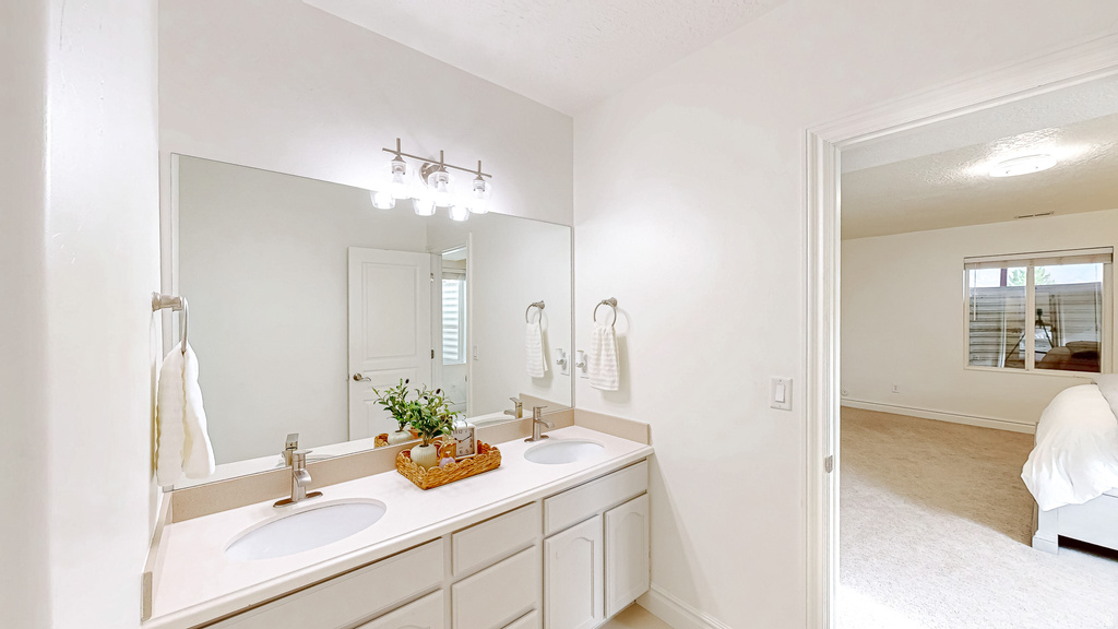 11578 N BROADLEAF HOLLOW LN Highland, UT 84003