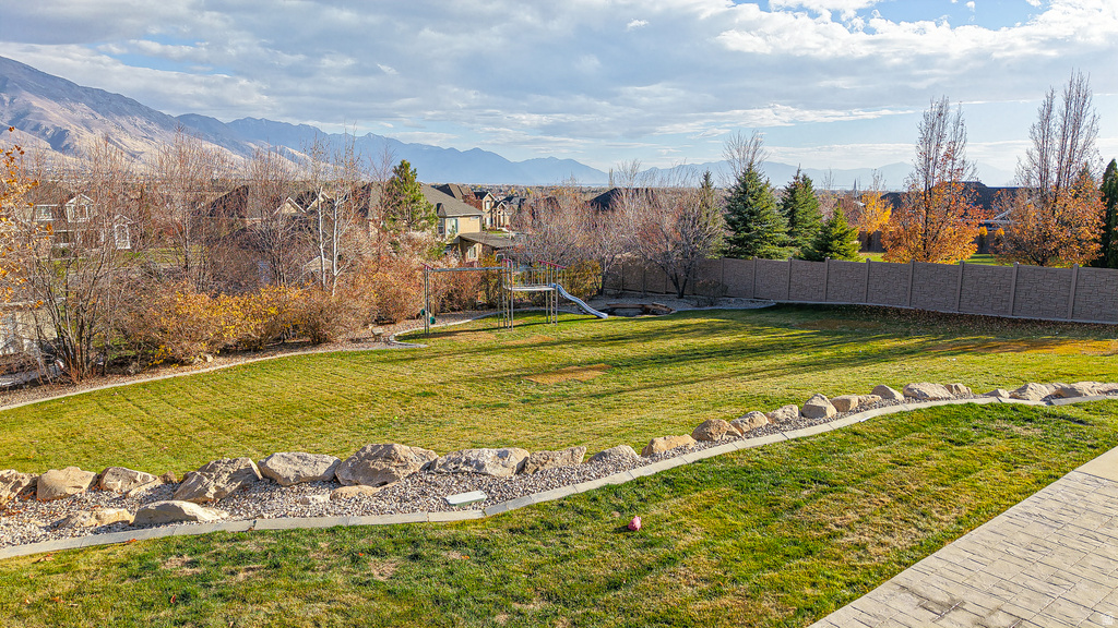 11578 N BROADLEAF HOLLOW LN Highland, UT 84003