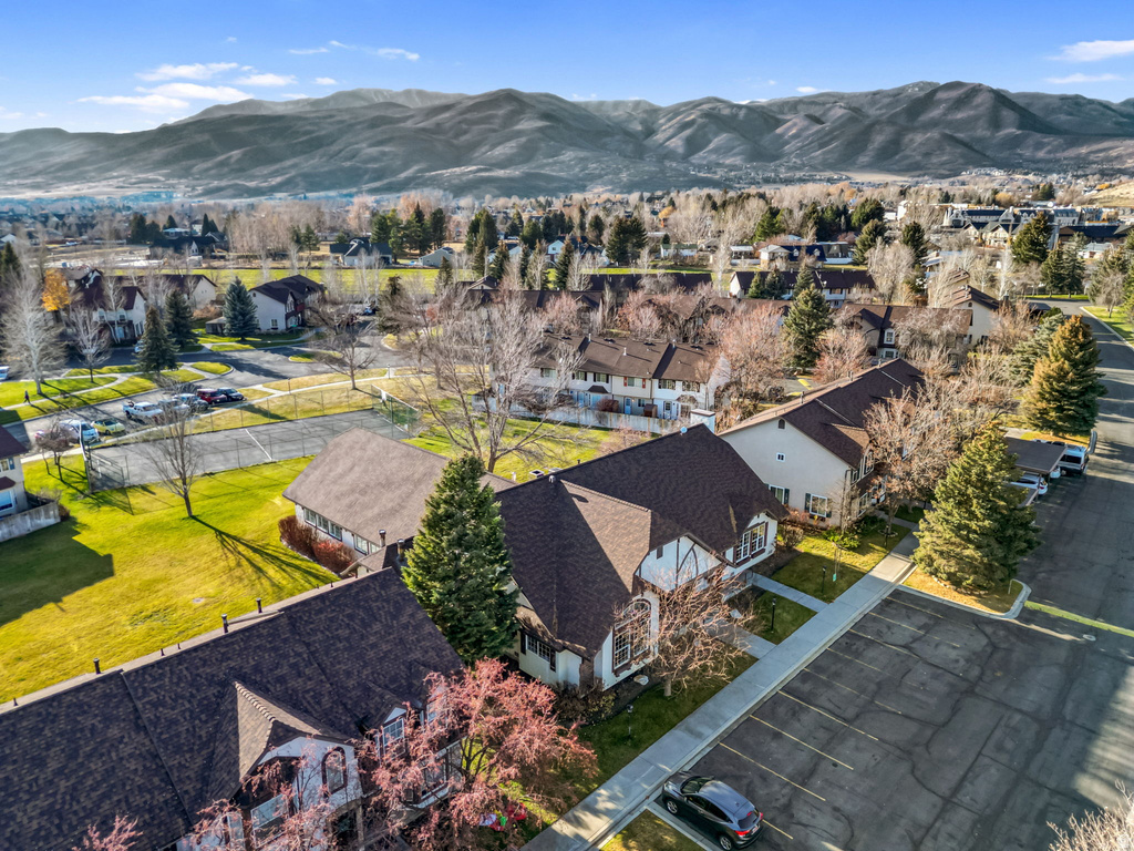 890 E HAMLET CIR N Midway, UT 84049