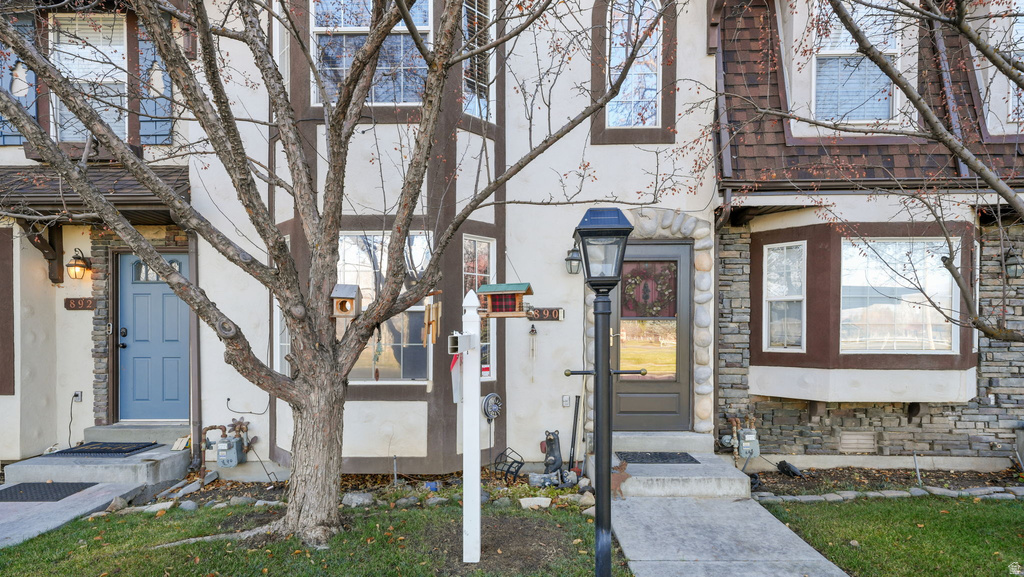 890 E HAMLET CIR N Midway, UT 84049