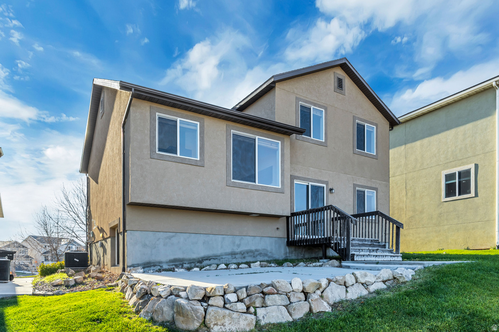 264 W ROCKY CREEK WAY Saratoga Springs, UT 84045