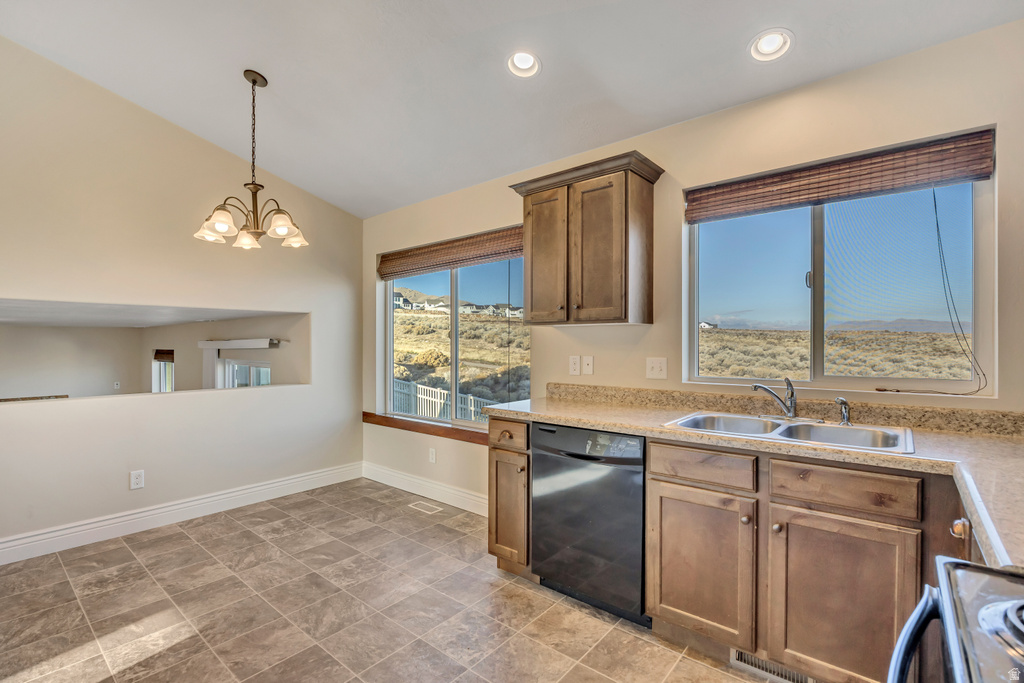 264 W ROCKY CREEK WAY Saratoga Springs, UT 84045