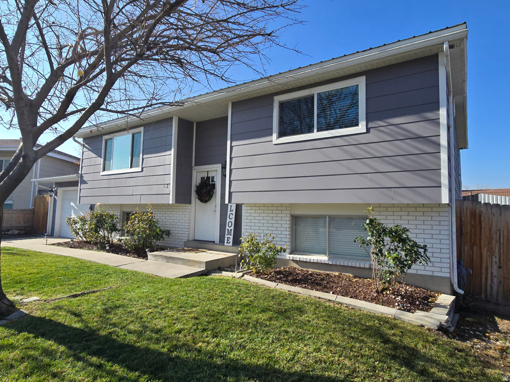 3906 S BOOTHILL CIR West Valley City, UT 84120