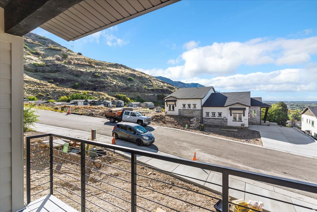 1582 E MADDIES CV #19 Ogden, UT 84404