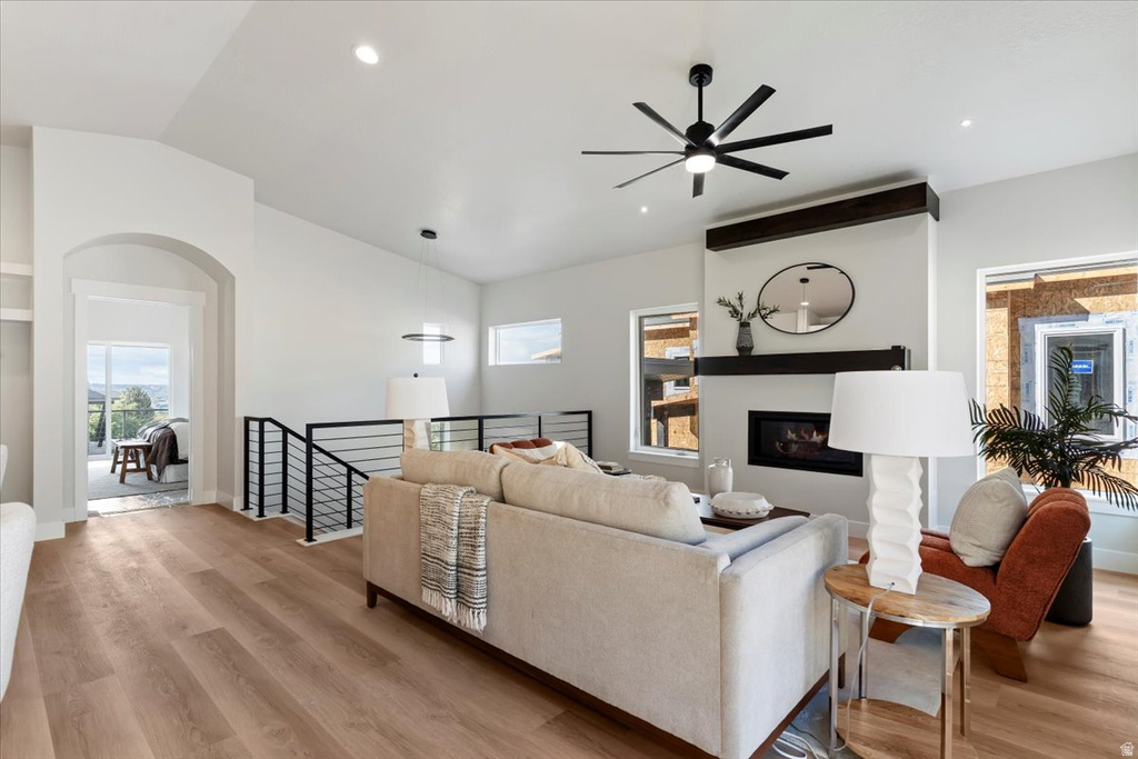 1582 E MADDIES CV #19 Ogden, UT 84404