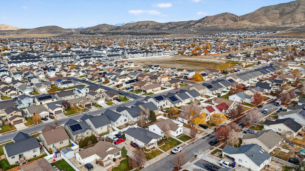 1743 E DOVE WAY Eagle Mountain, UT 84005