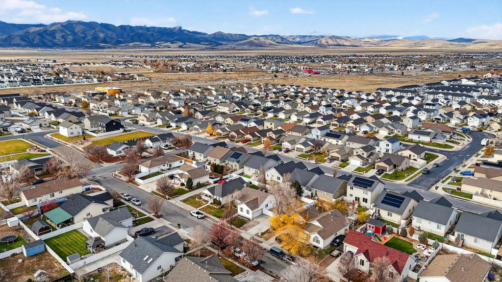 1743 E DOVE WAY Eagle Mountain, UT 84005