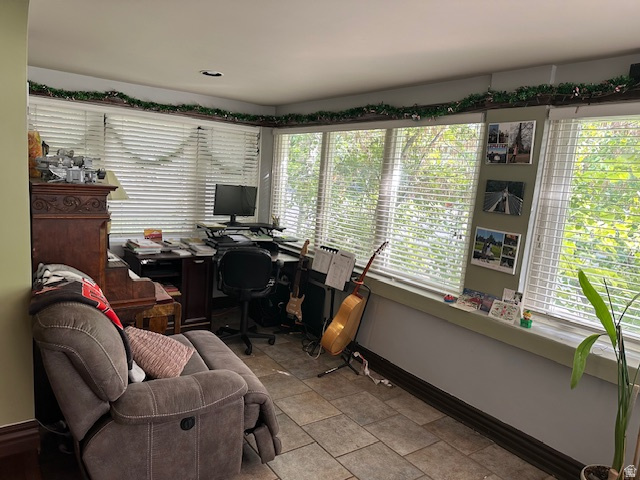 887 E 3RD AVE Salt Lake City, UT 84103