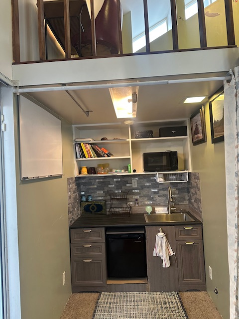 887 E 3RD AVE Salt Lake City, UT 84103