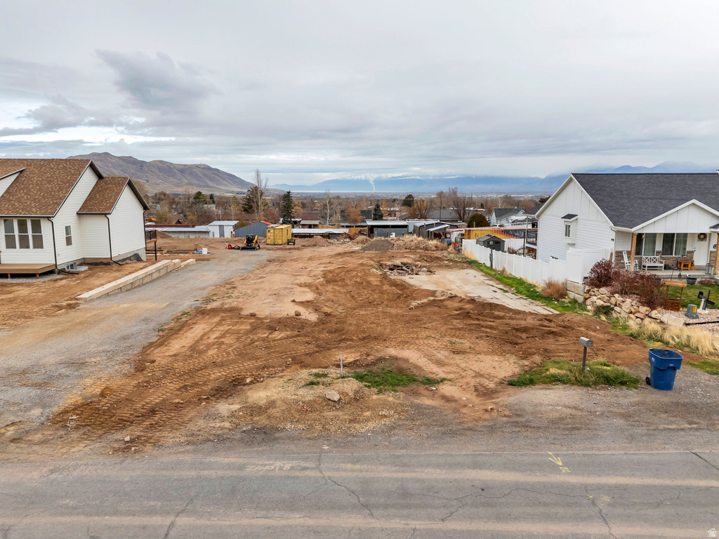 155 E 300 S Santaquin, UT 84655