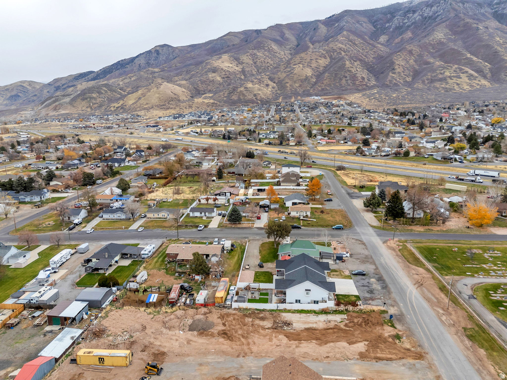 155 E 300 S Santaquin, UT 84655