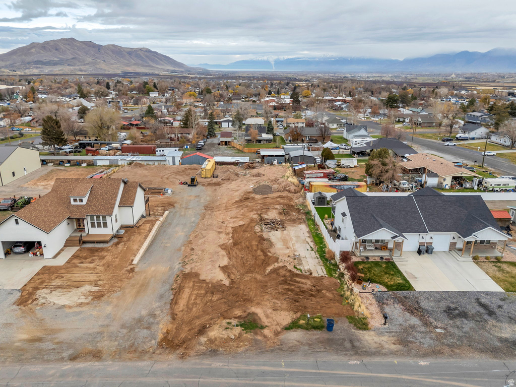 155 E 300 S Santaquin, UT 84655