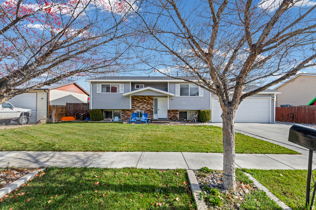 7647 S 2500 W West Jordan, UT 84084
