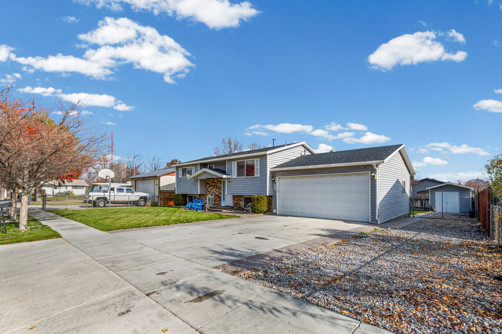 7647 S 2500 W West Jordan, UT 84084