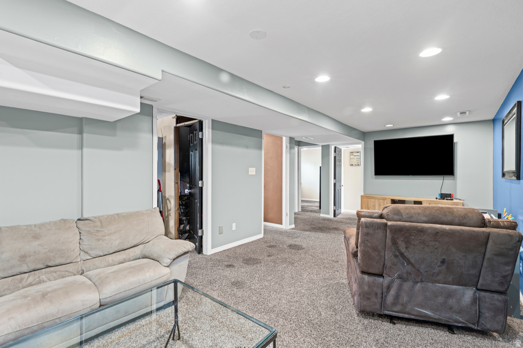 7647 S 2500 W West Jordan, UT 84084