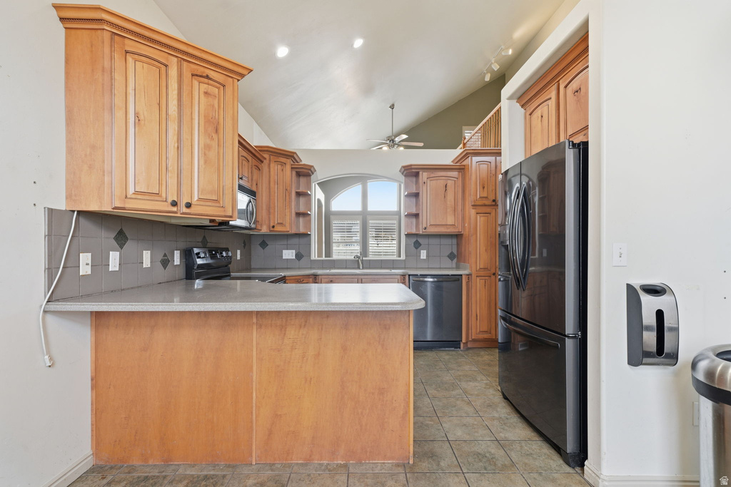 5683 W SAYBROOK LN West Valley City, UT 84128