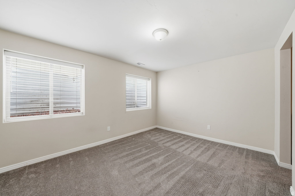 5683 W SAYBROOK LN West Valley City, UT 84128