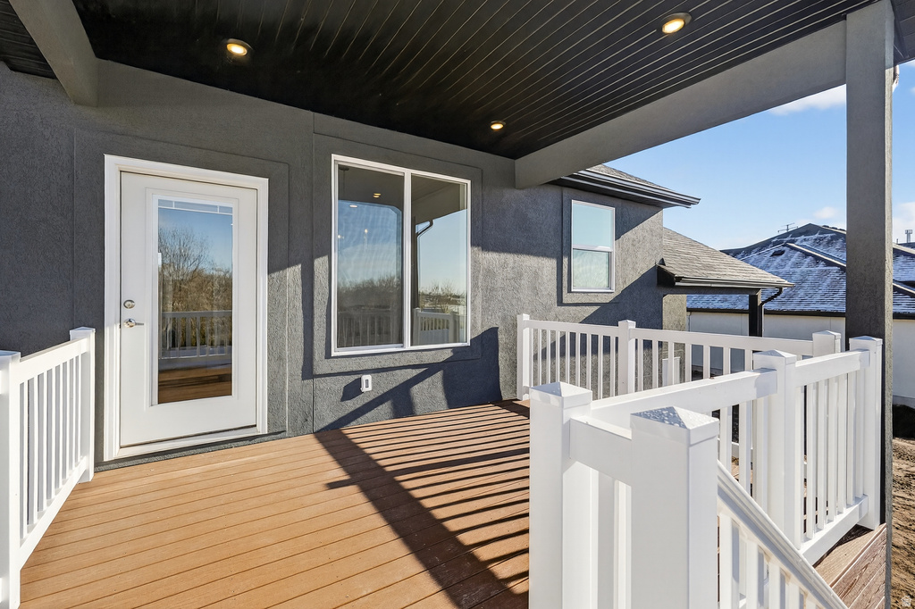 2727 N 3225 W #201 Plain City, UT 84404