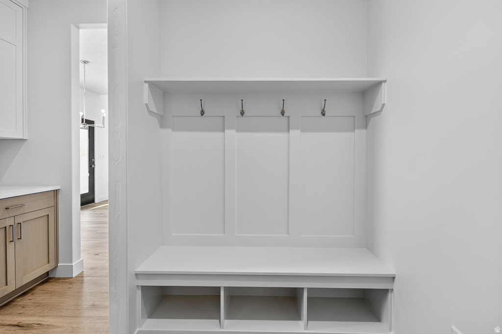 2727 N 3225 W #201 Plain City, UT 84404