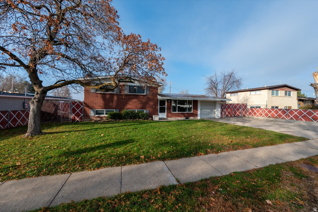 975 N GARNET ST Layton, UT 84041