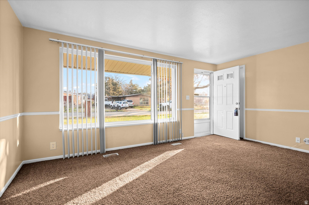 975 N GARNET ST Layton, UT 84041