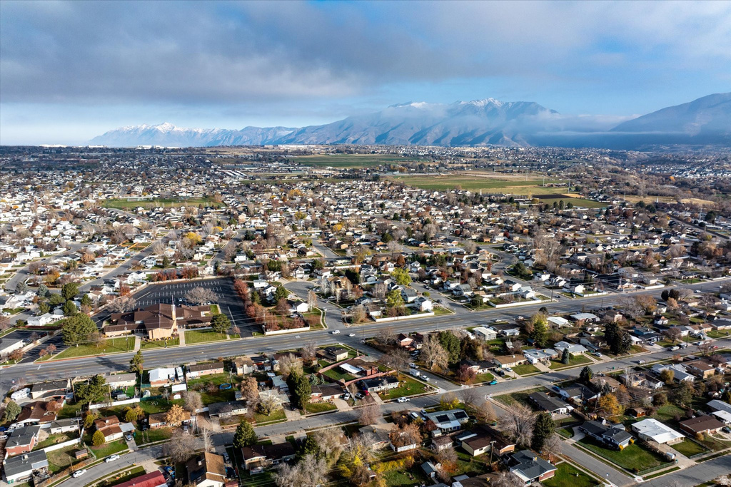 975 N GARNET ST Layton, UT 84041