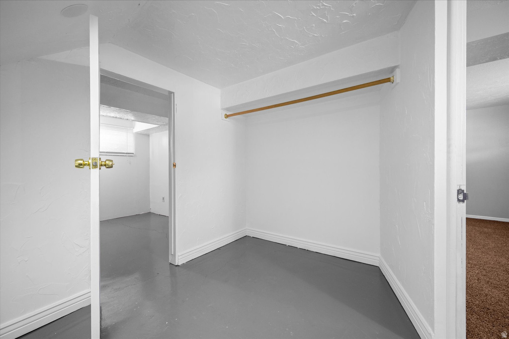 975 N GARNET ST Layton, UT 84041