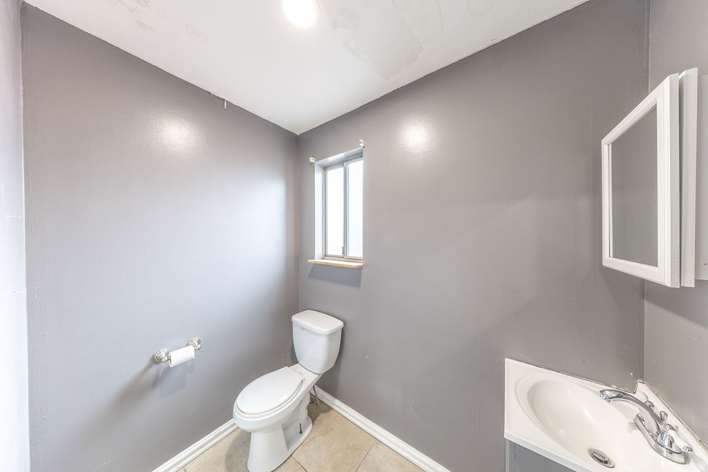 2808 S CENTERBROOK DR West Valley City, UT 84119