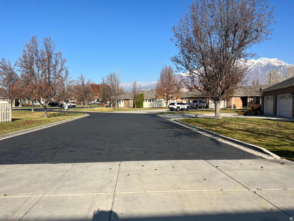 111 WOODSIDE DR Provo, UT 84604