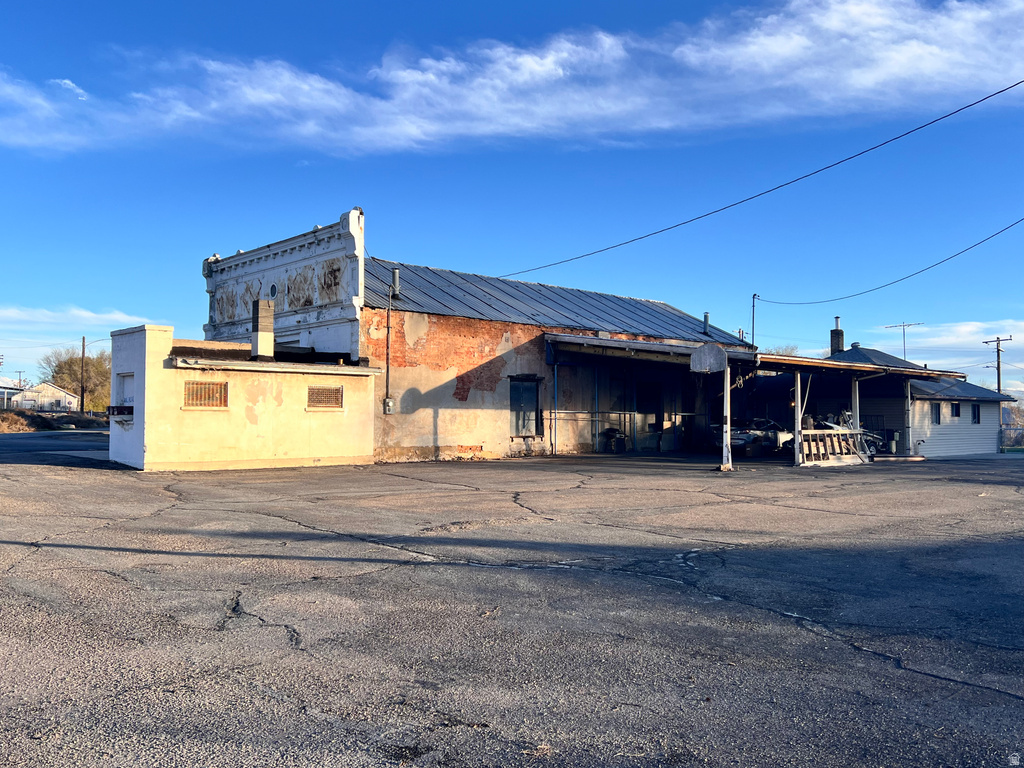 303 W RAILROAD AVE Price, UT 84501