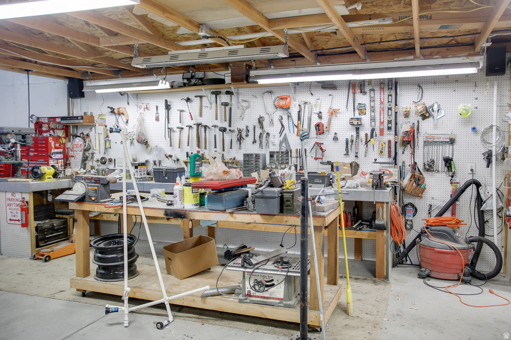 397 TRIPLE CROWN WAY Grantsville, UT 84029