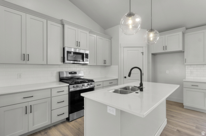 839 E 180 N #30 Tremonton, UT 84337