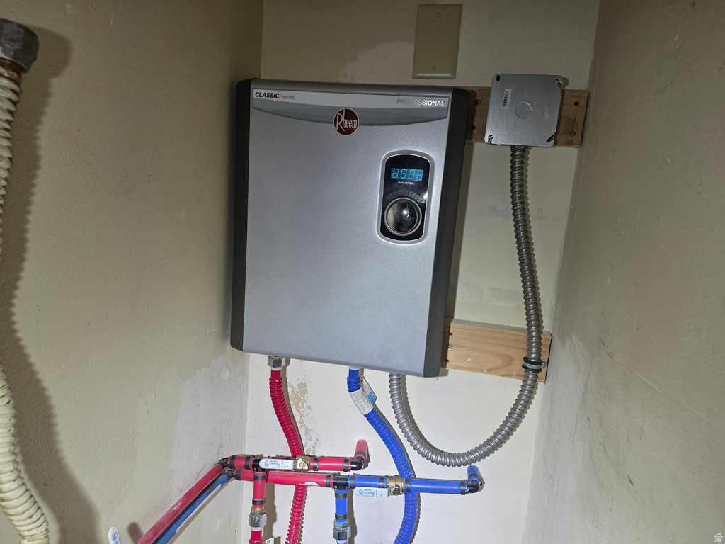 1601 W 400 S #64 Salt Lake City, UT 84104