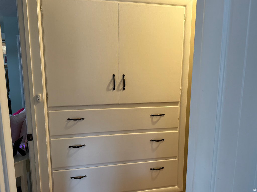 5442 S AVALON DR Murray, UT 84107