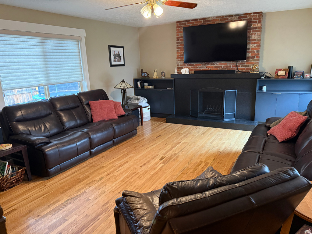 5442 S AVALON DR Murray, UT 84107