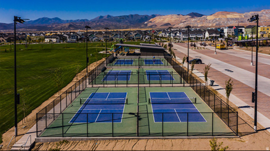 5261 W BOWSTRING WAY South Jordan, UT 84009