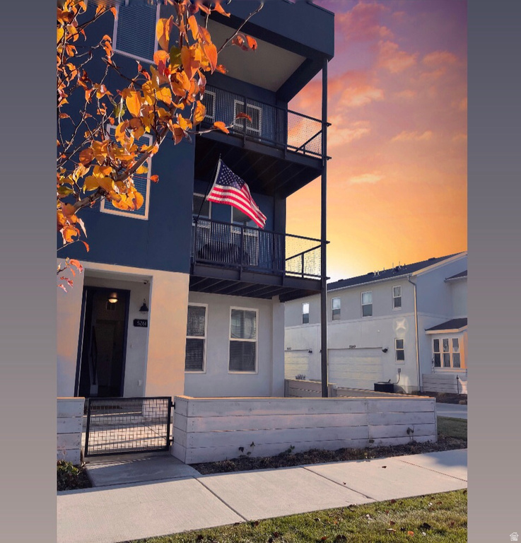 5261 W BOWSTRING WAY South Jordan, UT 84009