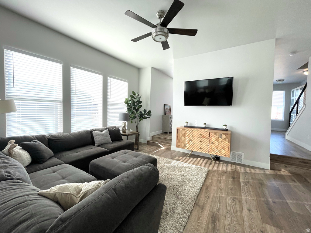 5261 W BOWSTRING WAY South Jordan, UT 84009