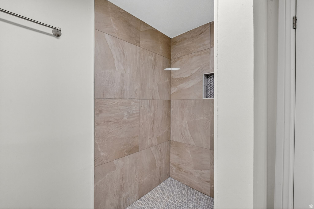 8983 S 3860 W West Jordan, UT 84088