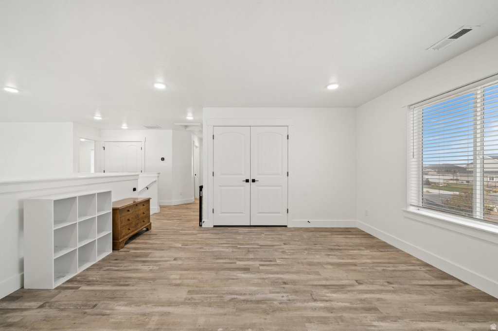 2442 W 2850 N Farr West, UT 84404