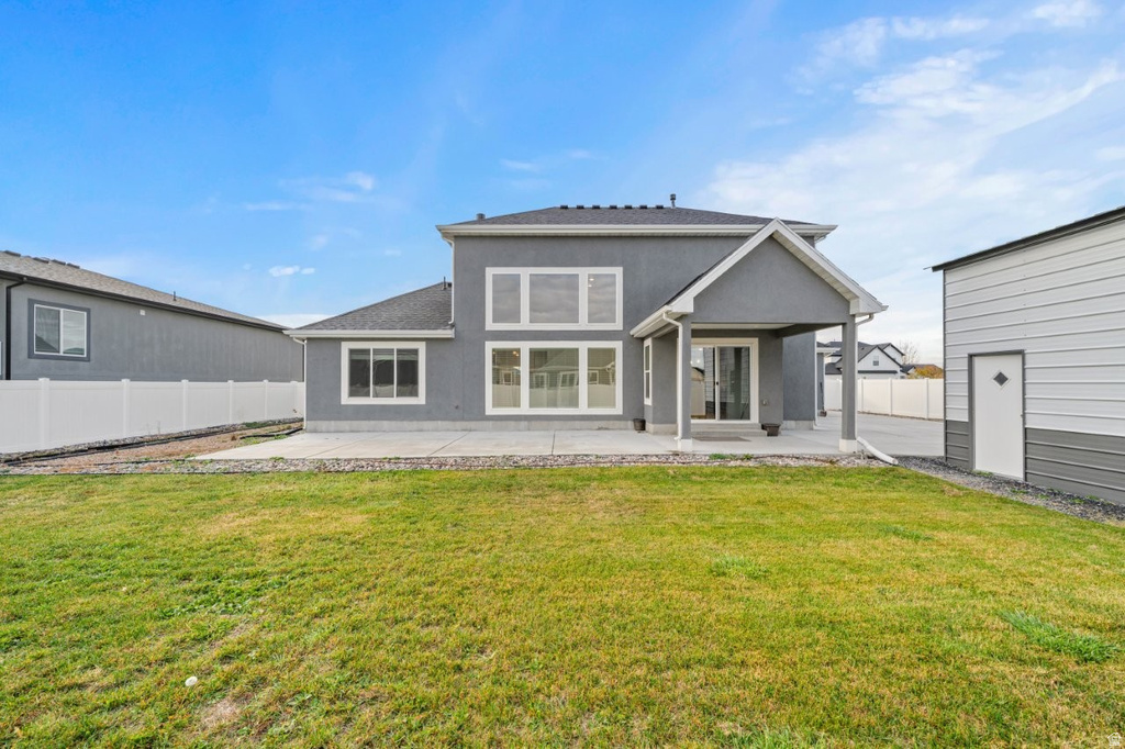 2442 W 2850 N Farr West, UT 84404