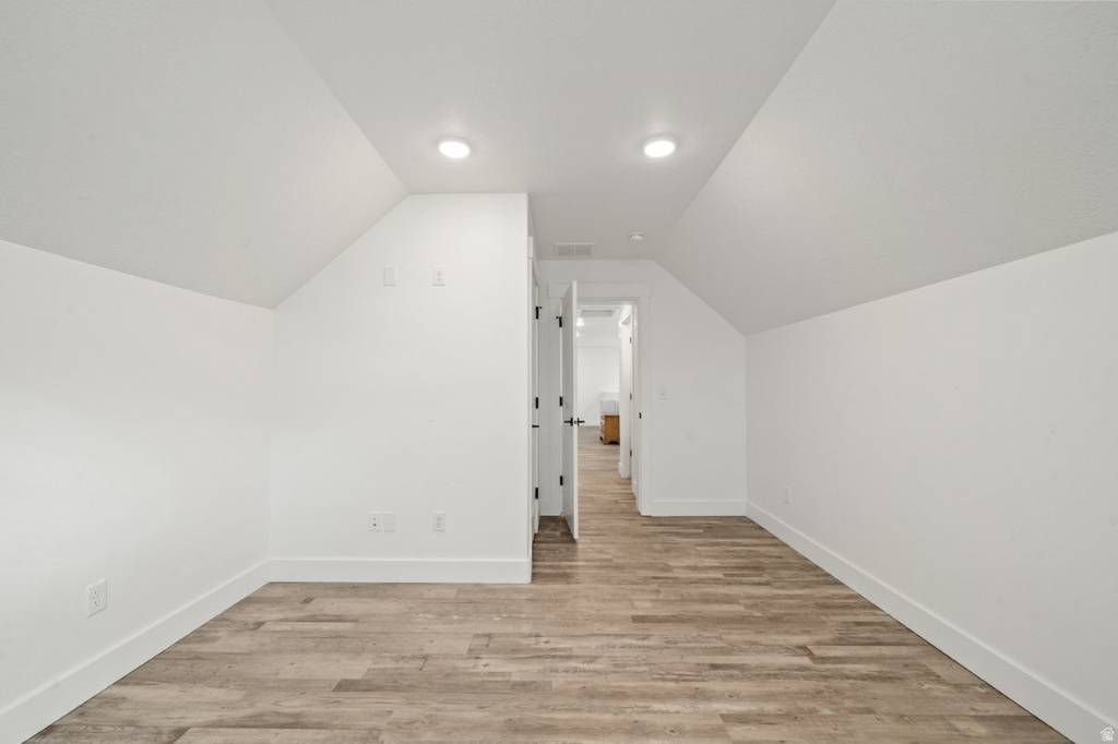 2442 W 2850 N Farr West, UT 84404