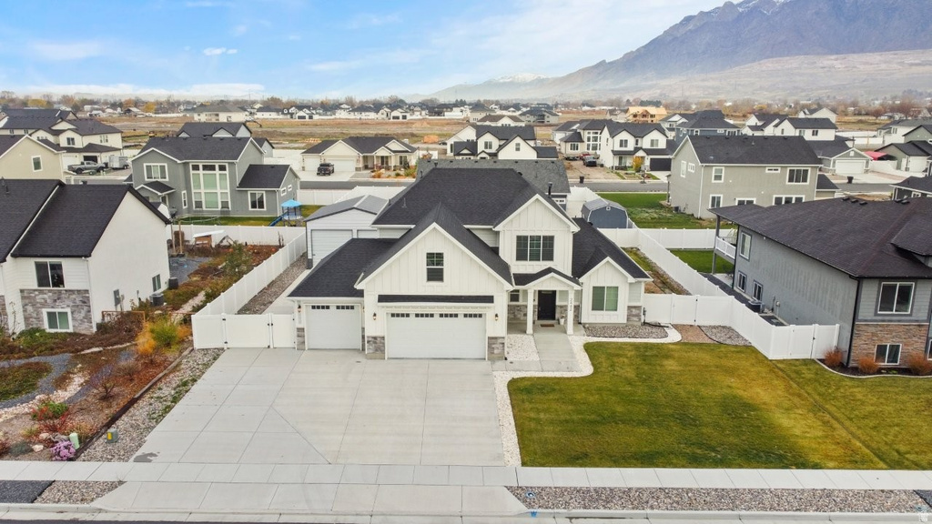 2442 W 2850 N Farr West, UT 84404