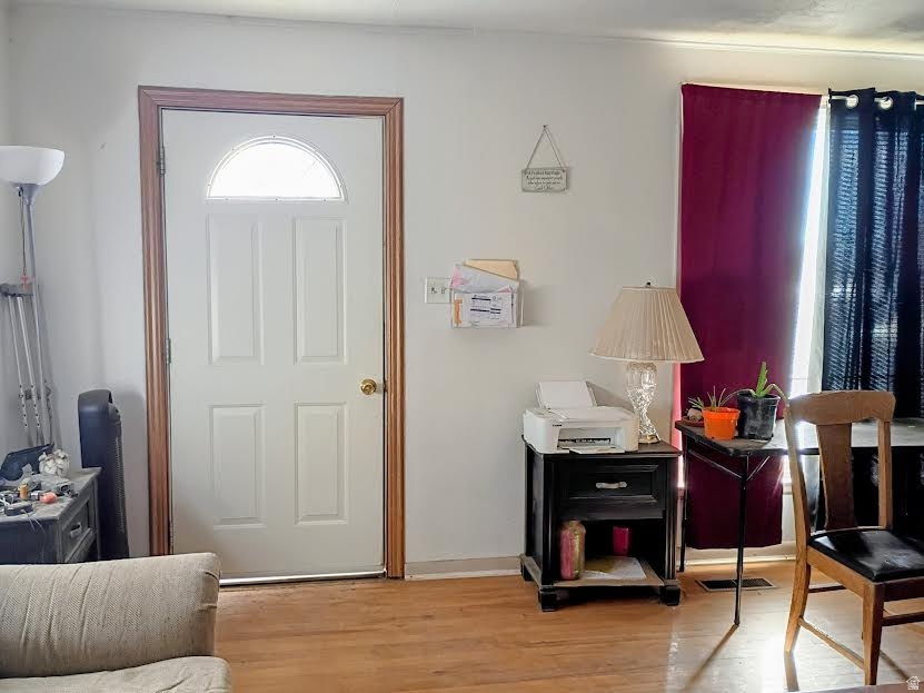 333 DENVER AVE East Carbon, UT 84520