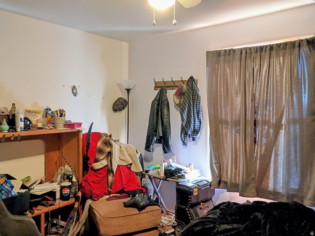 333 DENVER AVE East Carbon, UT 84520