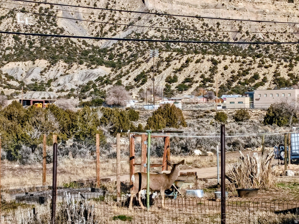 333 DENVER AVE East Carbon, UT 84520