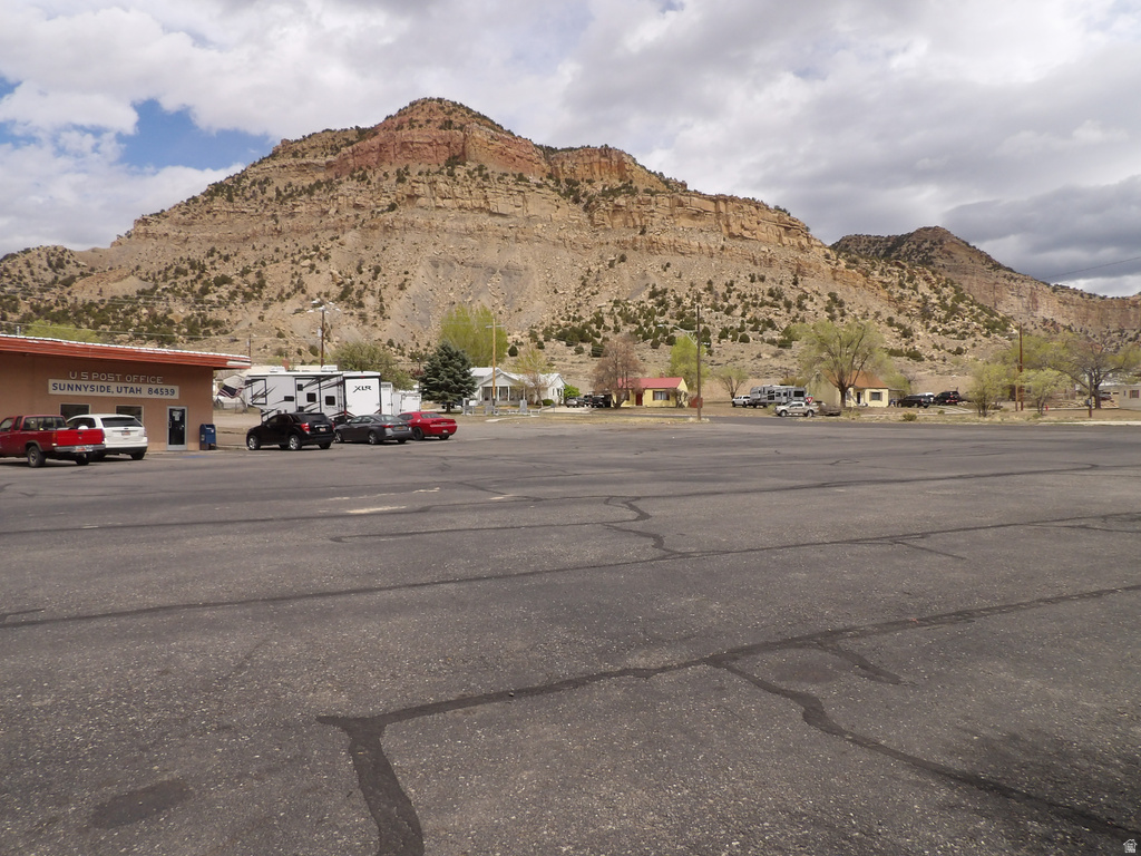 333 DENVER AVE East Carbon, UT 84520